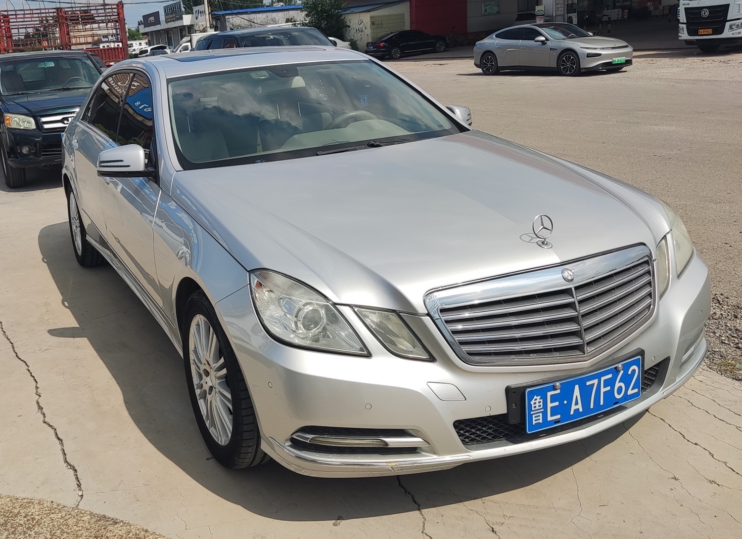Mercedes-Benz BJ7182VXL small passenger car-SinoAfricaTrade